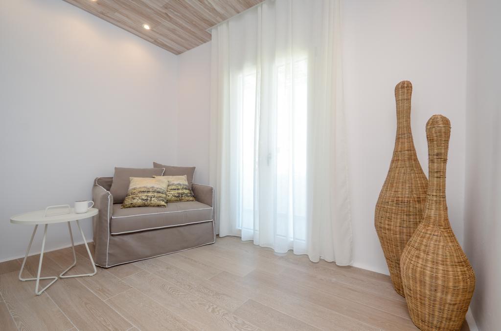 Cyano Suites Naxos City Exterior photo