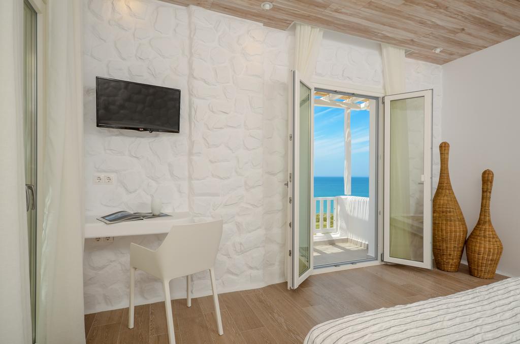 Cyano Suites Naxos City Exterior photo