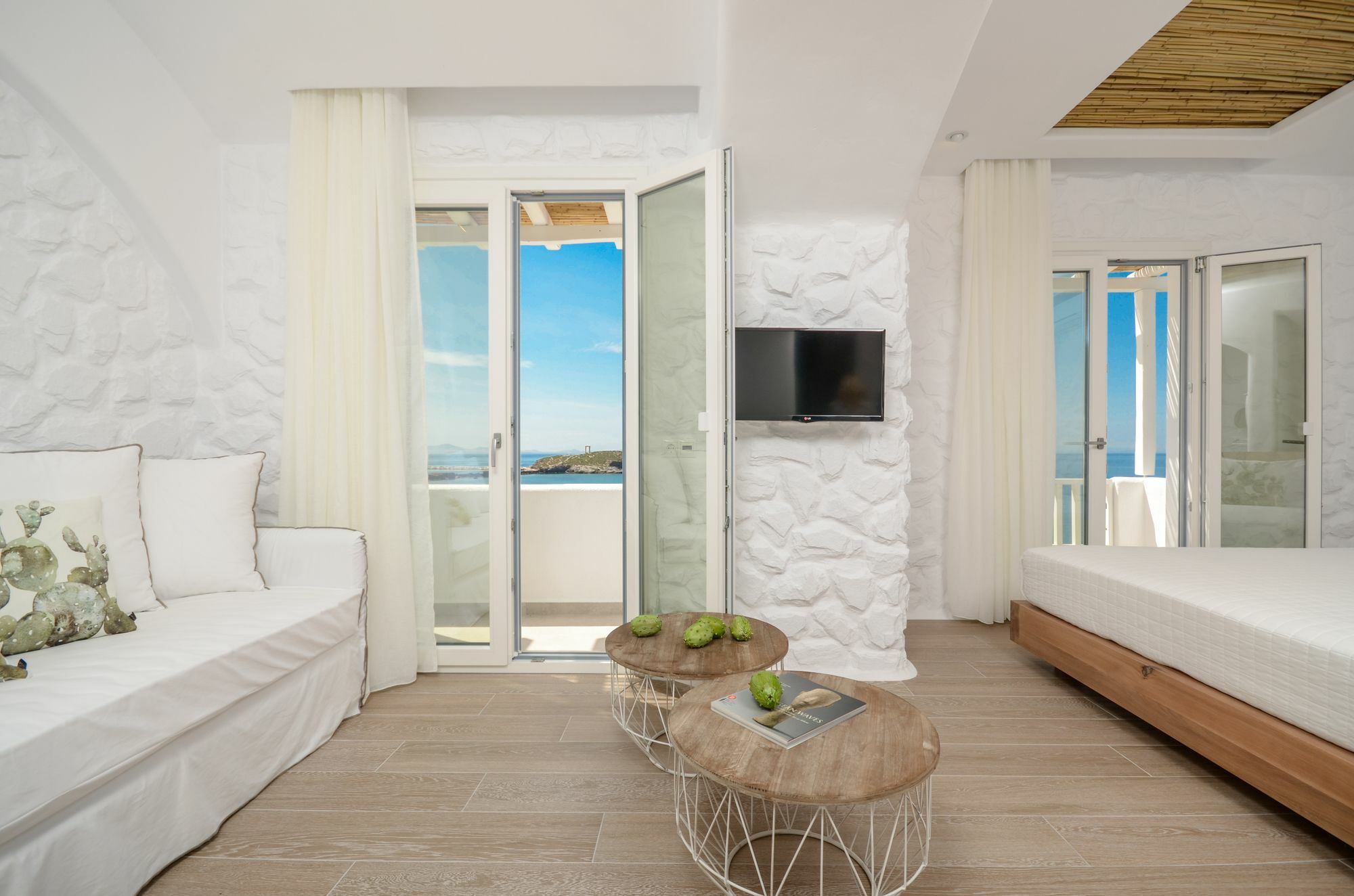Cyano Suites Naxos City Exterior photo
